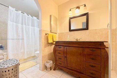 Villa ou maison à vendre à Miami, Floride: 3 chambres, 148.74 m2 № 1981268 - photo 9