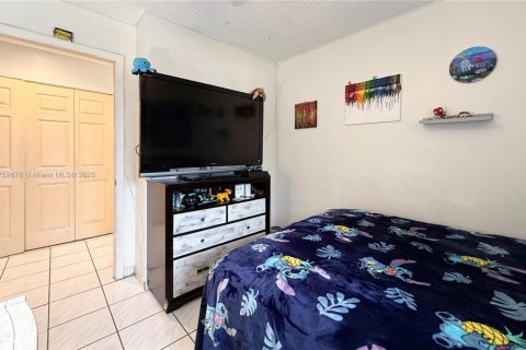 Villa ou maison à vendre à Miami, Floride: 3 chambres, 148.74 m2 № 1981268 - photo 14