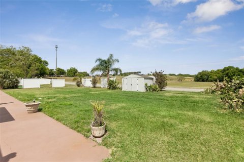 Immobilier commercial à vendre à Minneola, Floride: 6 chambres, 250.84 m2 № 2127480 - photo 29