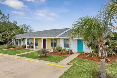 Immobilier commercial à vendre à Minneola, Floride: 6 chambres, 250.84 m2 № 2127480 - photo 3