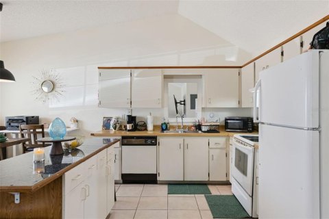 Immobilier commercial à vendre à Minneola, Floride: 6 chambres, 250.84 m2 № 2127480 - photo 11