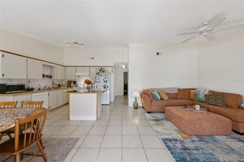 Immobilier commercial à vendre à Minneola, Floride: 6 chambres, 250.84 m2 № 2127480 - photo 18