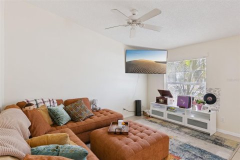 Immobilier commercial à vendre à Minneola, Floride: 6 chambres, 250.84 m2 № 2127480 - photo 17