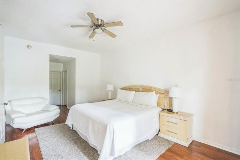 Condo in Kissimmee, Florida, 3 bedrooms  № 1609973 - photo 20