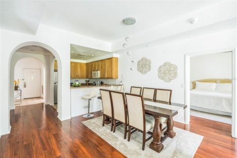 Condo in Kissimmee, Florida, 3 bedrooms  № 1609973 - photo 11