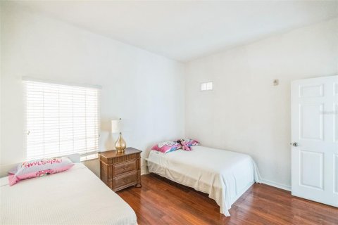 Condo in Kissimmee, Florida, 3 bedrooms  № 1609973 - photo 6
