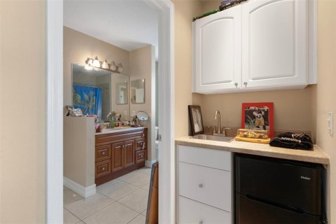 House in Hudson, Florida 4 bedrooms, 202.53 sq.m. № 1734372 - photo 25