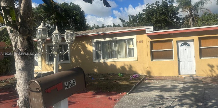 Casa en Miami, Florida 3 dormitorios, 106.84 m2 № 2059823