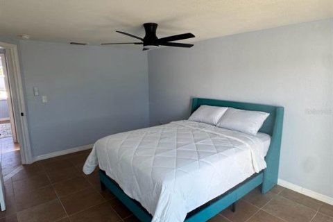 Casa en venta en New Port Richey, Florida, 2 dormitorios, 144.93 m2 № 2238744 - foto 28