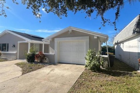 Casa en venta en New Port Richey, Florida, 2 dormitorios, 144.93 m2 № 2238744 - foto 3