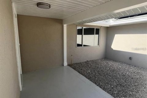 Casa en venta en New Port Richey, Florida, 2 dormitorios, 144.93 m2 № 2238744 - foto 8