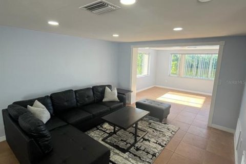 Casa en venta en New Port Richey, Florida, 2 dormitorios, 144.93 m2 № 2238744 - foto 9