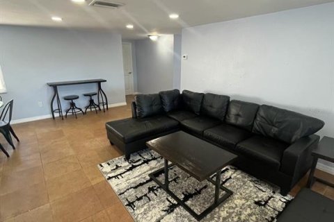 Casa en venta en New Port Richey, Florida, 2 dormitorios, 144.93 m2 № 2238744 - foto 11