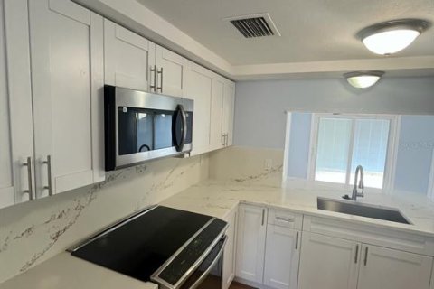 Casa en venta en New Port Richey, Florida, 2 dormitorios, 144.93 m2 № 2238744 - foto 13