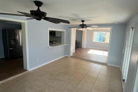 Casa en venta en New Port Richey, Florida, 2 dormitorios, 144.93 m2 № 2238744 - foto 23