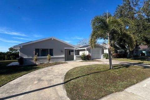 Casa en venta en New Port Richey, Florida, 2 dormitorios, 144.93 m2 № 2238744 - foto 2
