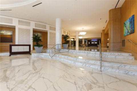 Condo in Fort Lauderdale, Florida, 1 bedroom № 2247710 - photo 3