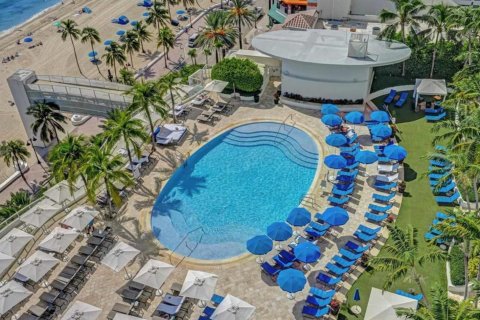 Condo in Fort Lauderdale, Florida, 1 bedroom № 2247710 - photo 27