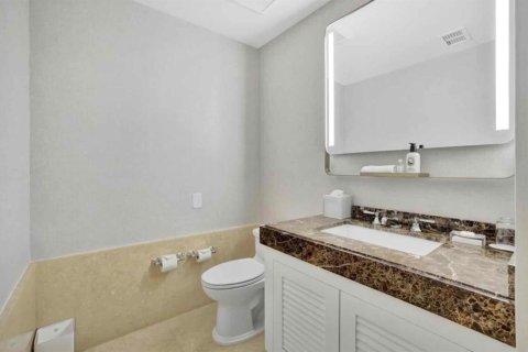 Condo in Fort Lauderdale, Florida, 1 bedroom № 2247710 - photo 20