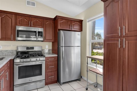 Villa ou maison à vendre à Cutler Bay, Floride: 2 chambres, 78.04 m2 № 2050279 - photo 9