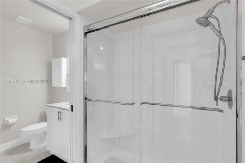 Villa ou maison à vendre à Cutler Bay, Floride: 2 chambres, 78.04 m2 № 2050279 - photo 15