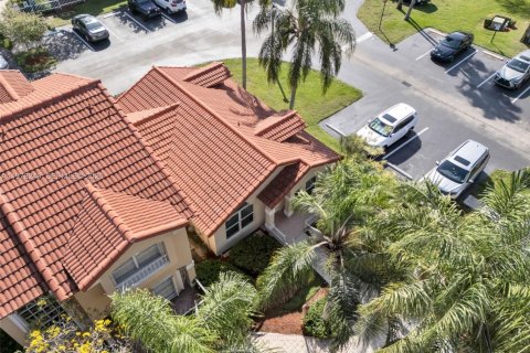 Villa ou maison à vendre à Cutler Bay, Floride: 2 chambres, 78.04 m2 № 2050279 - photo 21