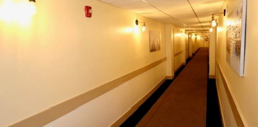 Condominio en Lauderhill, Florida, 1 dormitorio № 1189789
