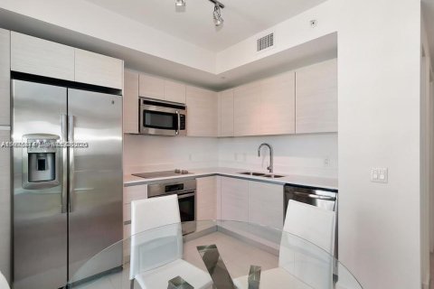 Condo in Miami, Florida  № 2040492 - photo 4
