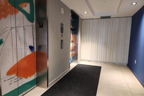 Condo in Miami, Florida  № 2040492 - photo 24