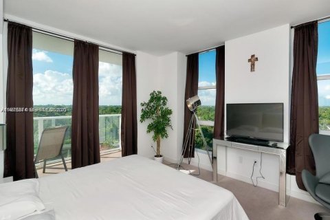 Condo in Miami, Florida  № 2040492 - photo 9