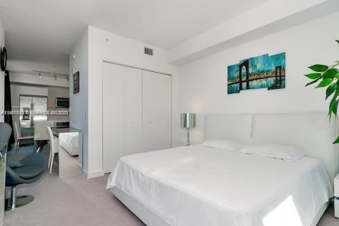 Condo in Miami, Florida  № 2040492 - photo 3