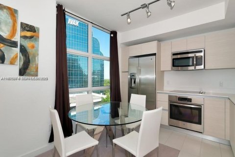 Condo in Miami, Florida  № 2040492 - photo 5