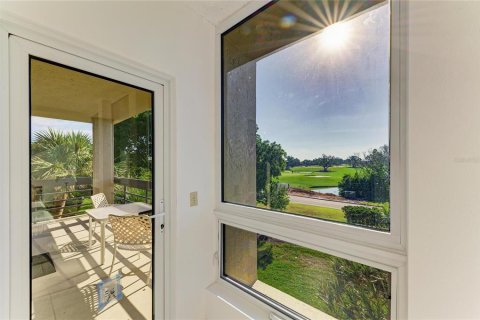 Condo in Longboat Key, Florida, 2 bedrooms  № 2216731 - photo 23