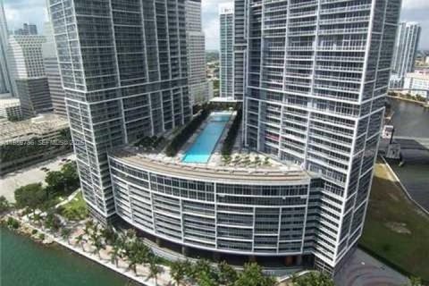 Condo in Miami, Florida, 1 bedroom № 2178128 - photo 3