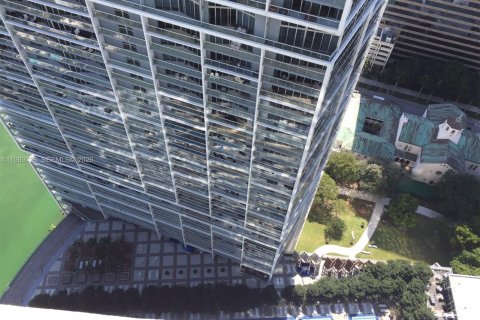 Condo in Miami, Florida, 1 bedroom № 2178128 - photo 17