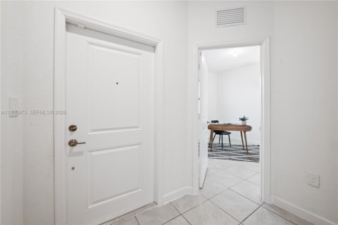 Touwnhouse à vendre à Homestead, Floride: 3 chambres, 123.37 m2 № 2003480 - photo 3