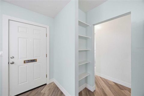 House in Venice, Florida 3 bedrooms, 175.68 sq.m. № 2123429 - photo 16