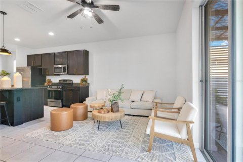 Villa ou maison à vendre à Davenport, Floride: 3 chambres, 152.45 m2 № 2144224 - photo 12
