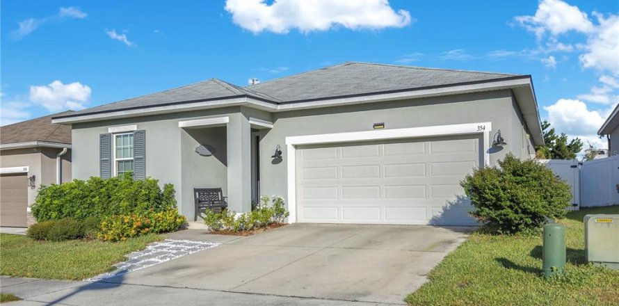 Villa ou maison à Davenport, Floride 3 chambres, 152.45 m2 № 2144224