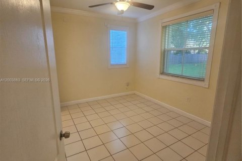 Copropriété à louer à Homestead, Floride: 3 chambres, 98.48 m2 № 2069344 - photo 18