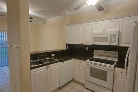 Copropriété à louer à Homestead, Floride: 3 chambres, 98.48 m2 № 2069344 - photo 5