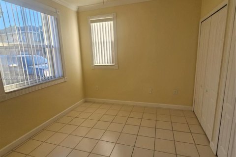 Copropriété à louer à Homestead, Floride: 3 chambres, 98.48 m2 № 2069344 - photo 15