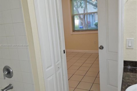 Copropriété à louer à Homestead, Floride: 3 chambres, 98.48 m2 № 2069344 - photo 26