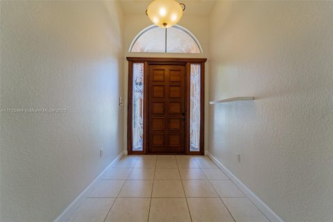House in Cutler Bay, Florida 4 bedrooms, 231.88 sq.m. № 1476873 - photo 7