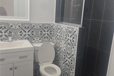 Купить виллу или дом в Майами, Флорида 3 спальни, 114.83м2, № 2063808 - фото 11