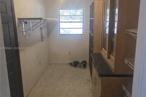 Купить виллу или дом в Майами, Флорида 3 спальни, 114.83м2, № 2063808 - фото 7