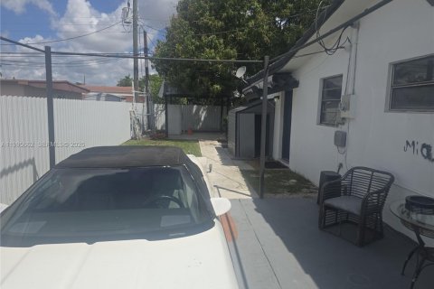 Купить виллу или дом в Майами, Флорида 3 спальни, 114.83м2, № 2063808 - фото 8