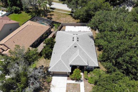House in Apollo Beach, Florida 3 bedrooms, 229.93 sq.m. № 2226377 - photo 6