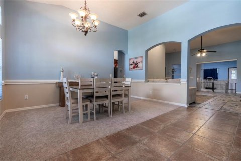 House in Apollo Beach, Florida 3 bedrooms, 229.93 sq.m. № 2226377 - photo 11