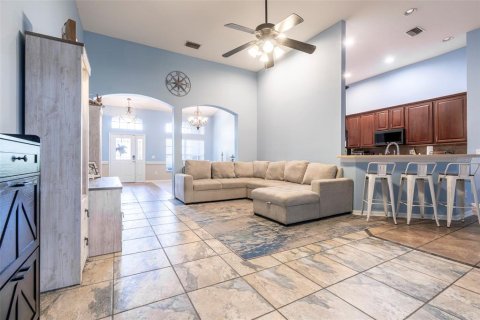 House in Apollo Beach, Florida 3 bedrooms, 229.93 sq.m. № 2226377 - photo 18